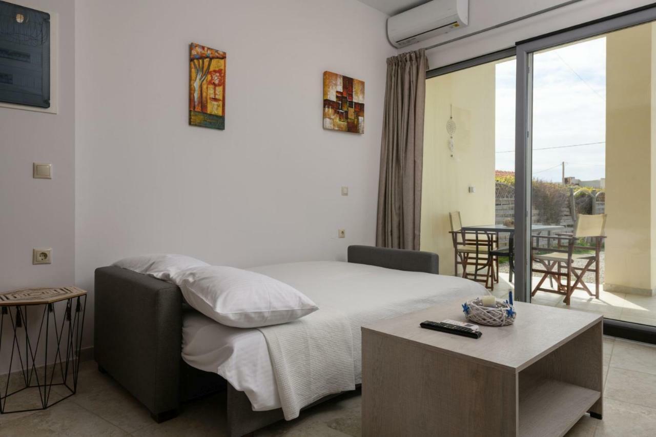 Coral Sea Apartment Kokkinos Pirgos Exteriör bild