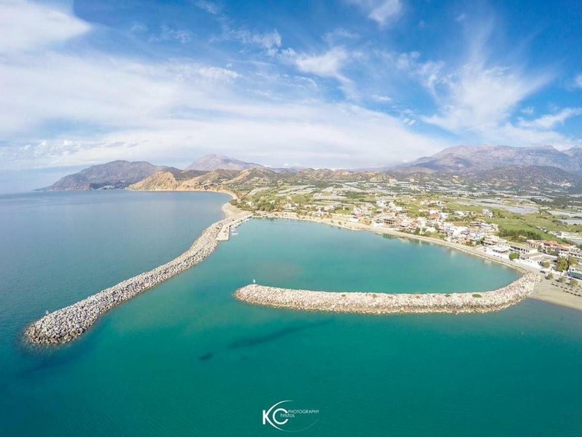 Coral Sea Apartment Kokkinos Pirgos Exteriör bild